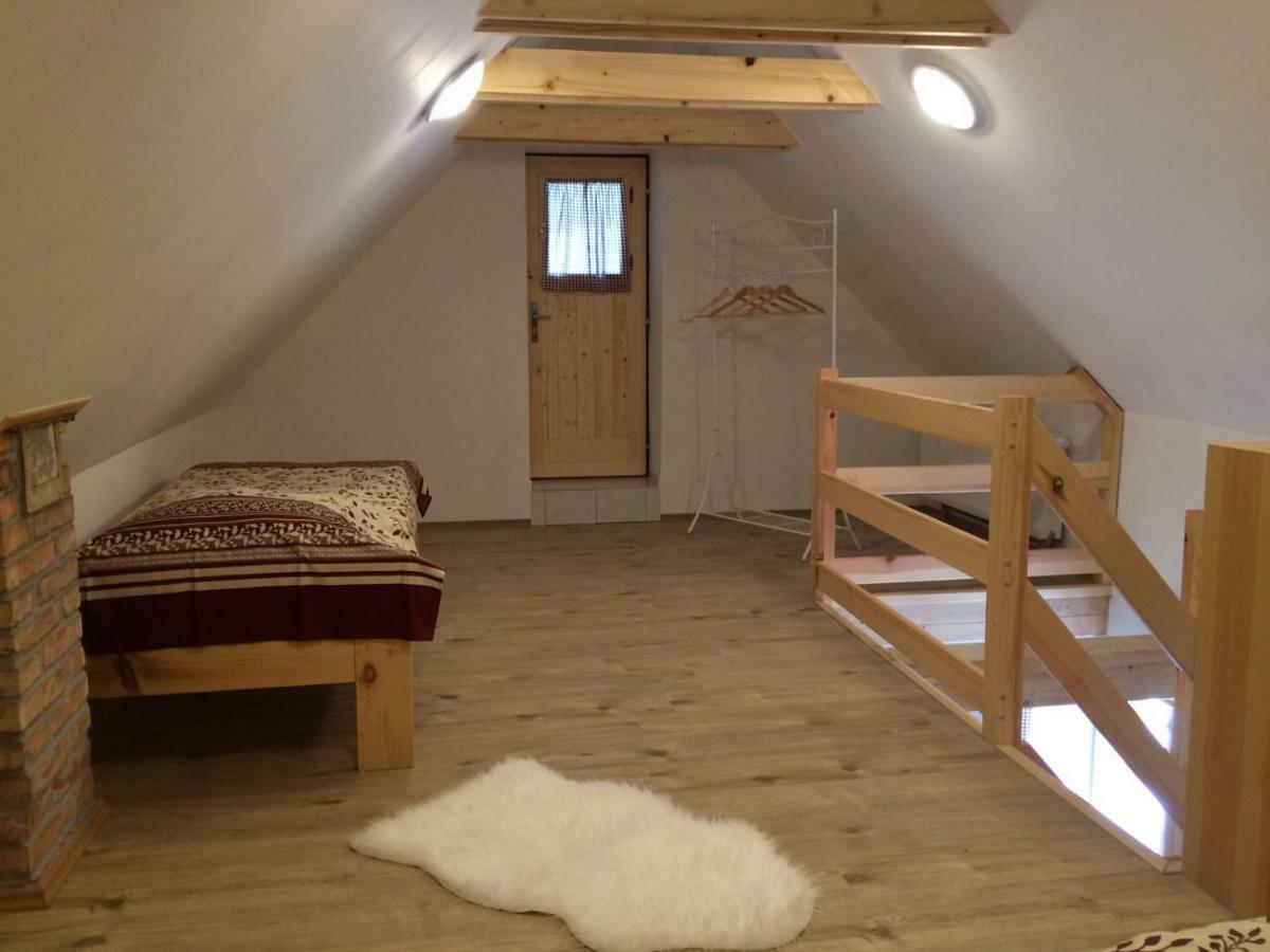 Apartment Pod Zamkem Mnichovo Hradiste